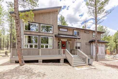 Owl's Nest Front of Home